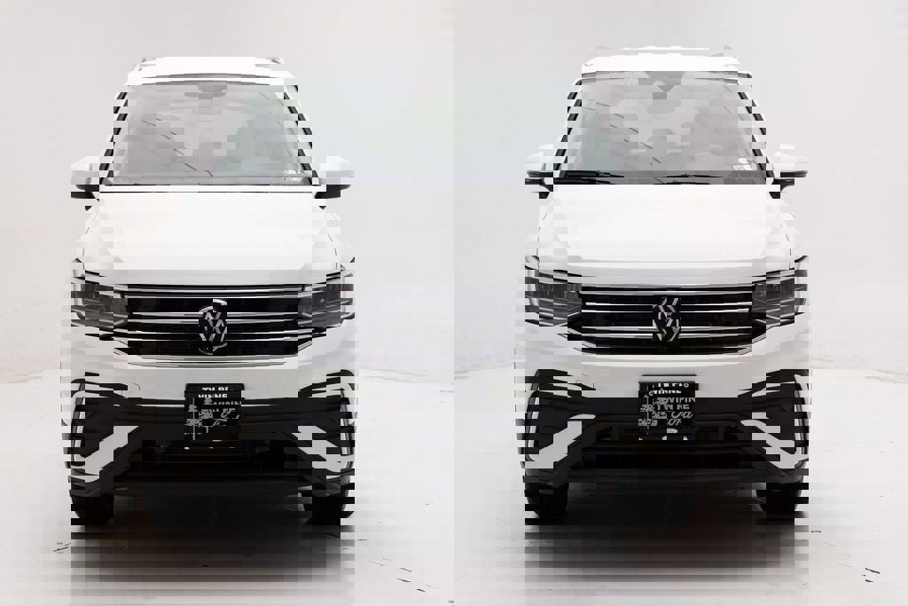 Used 2024 Volkswagen Tiguan Wolfsburg Edition image 4