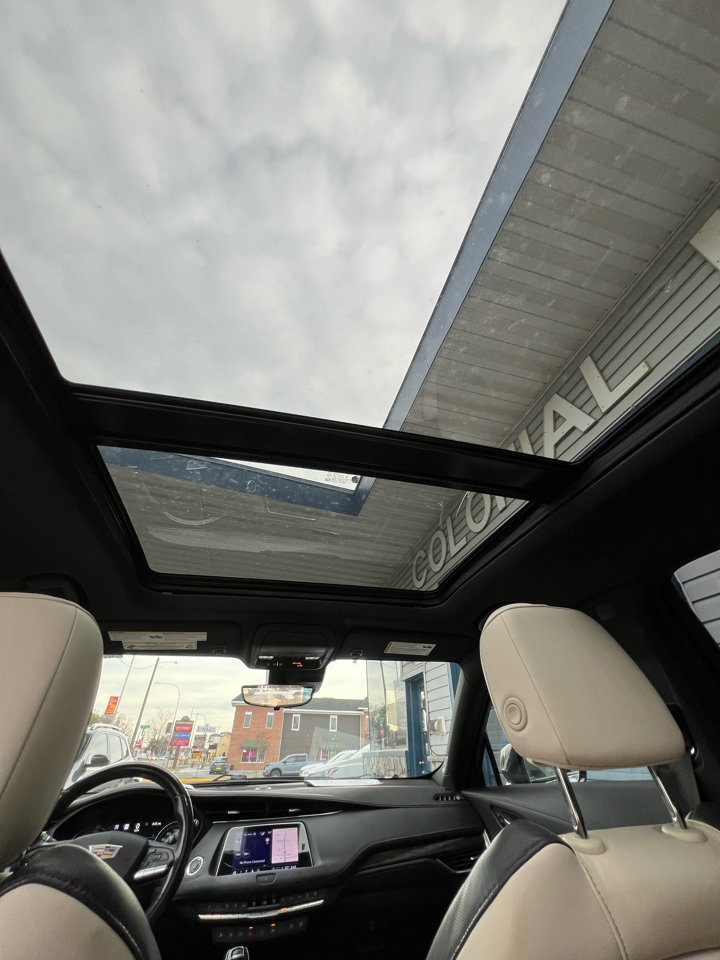 Used 2021 Cadillac XT4 Sport image 16