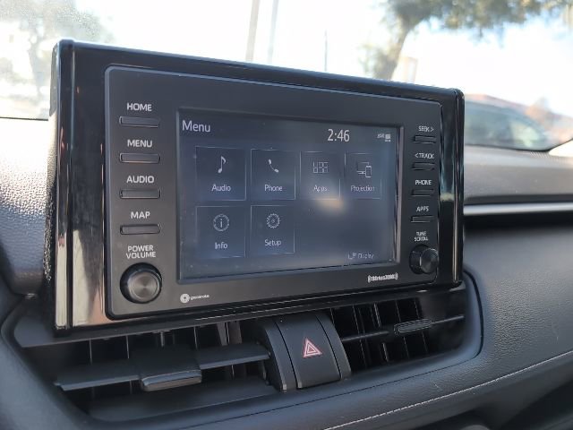 Used 2020 Toyota RAV4 XLE image 14