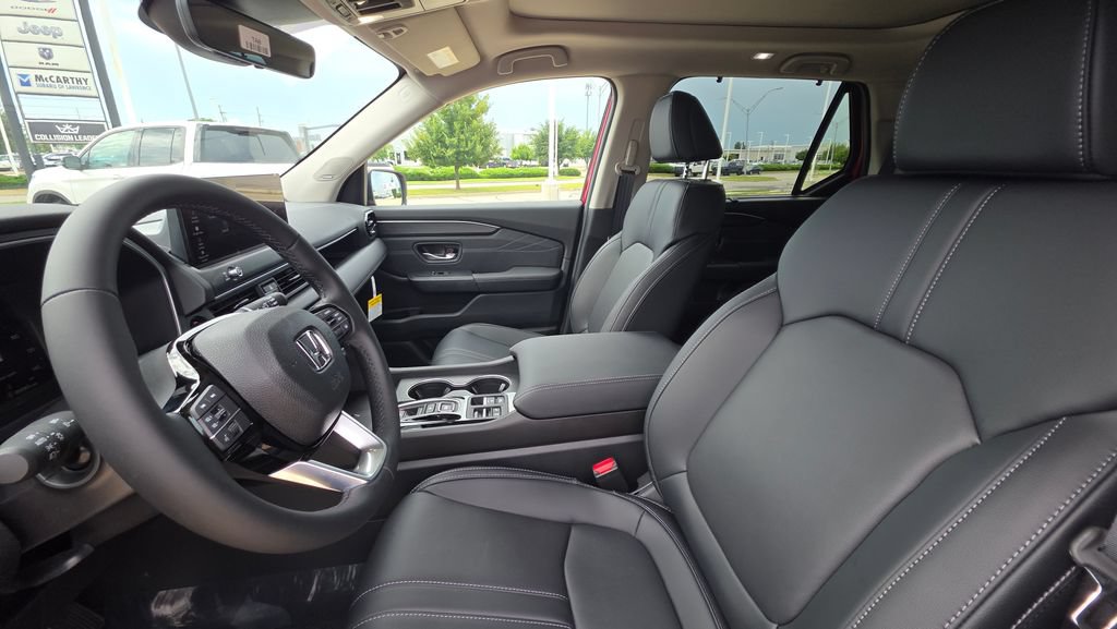 New 2026 Honda Pilot Touring image 11