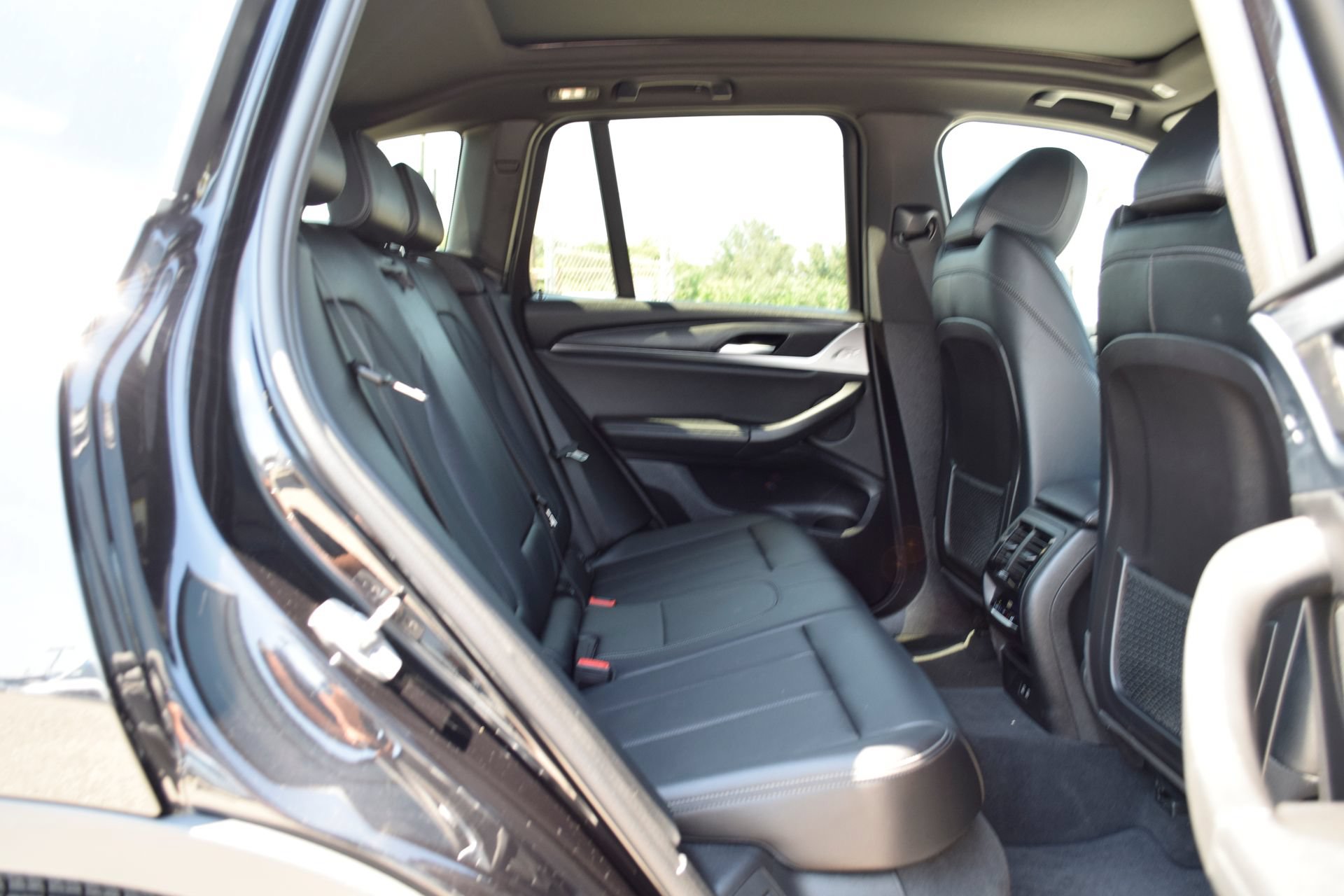 Used 2024 BMW X3 sDrive30i RWD image 22