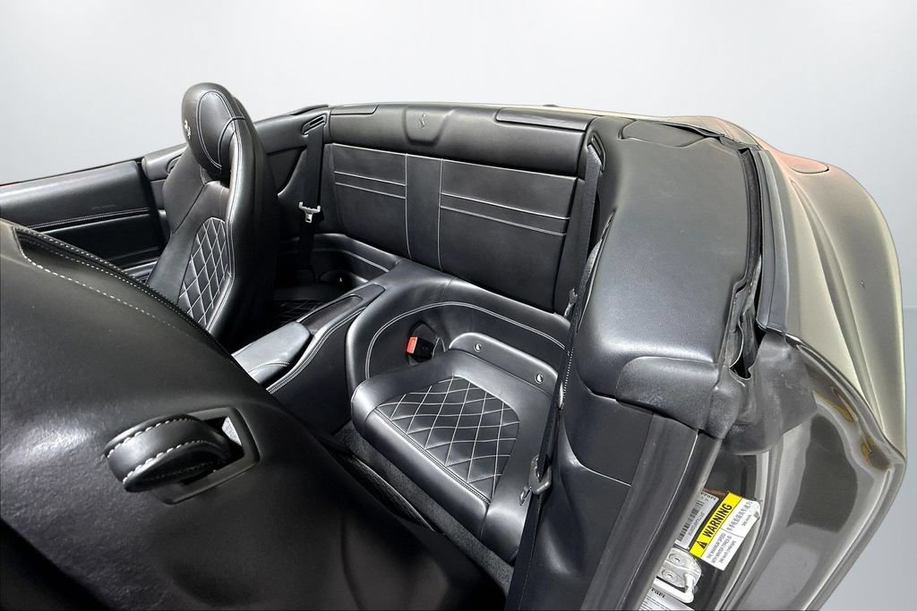 Used 2015 Ferrari California T RWD image 19