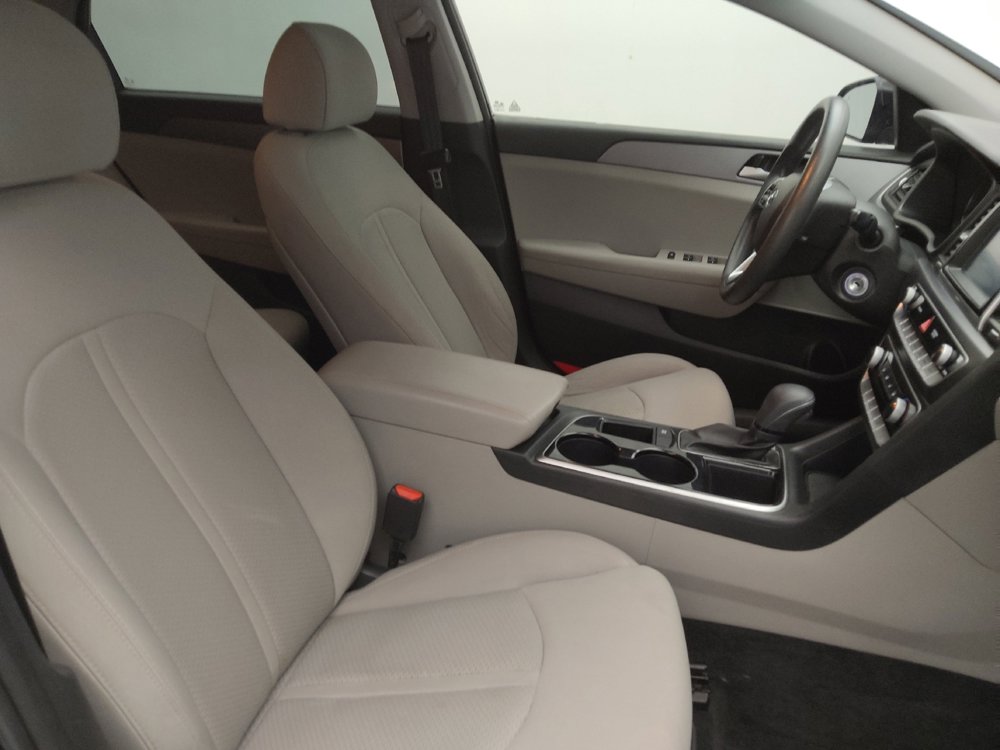 Used 2019 Hyundai Sonata SE w/ Cargo Package image 21