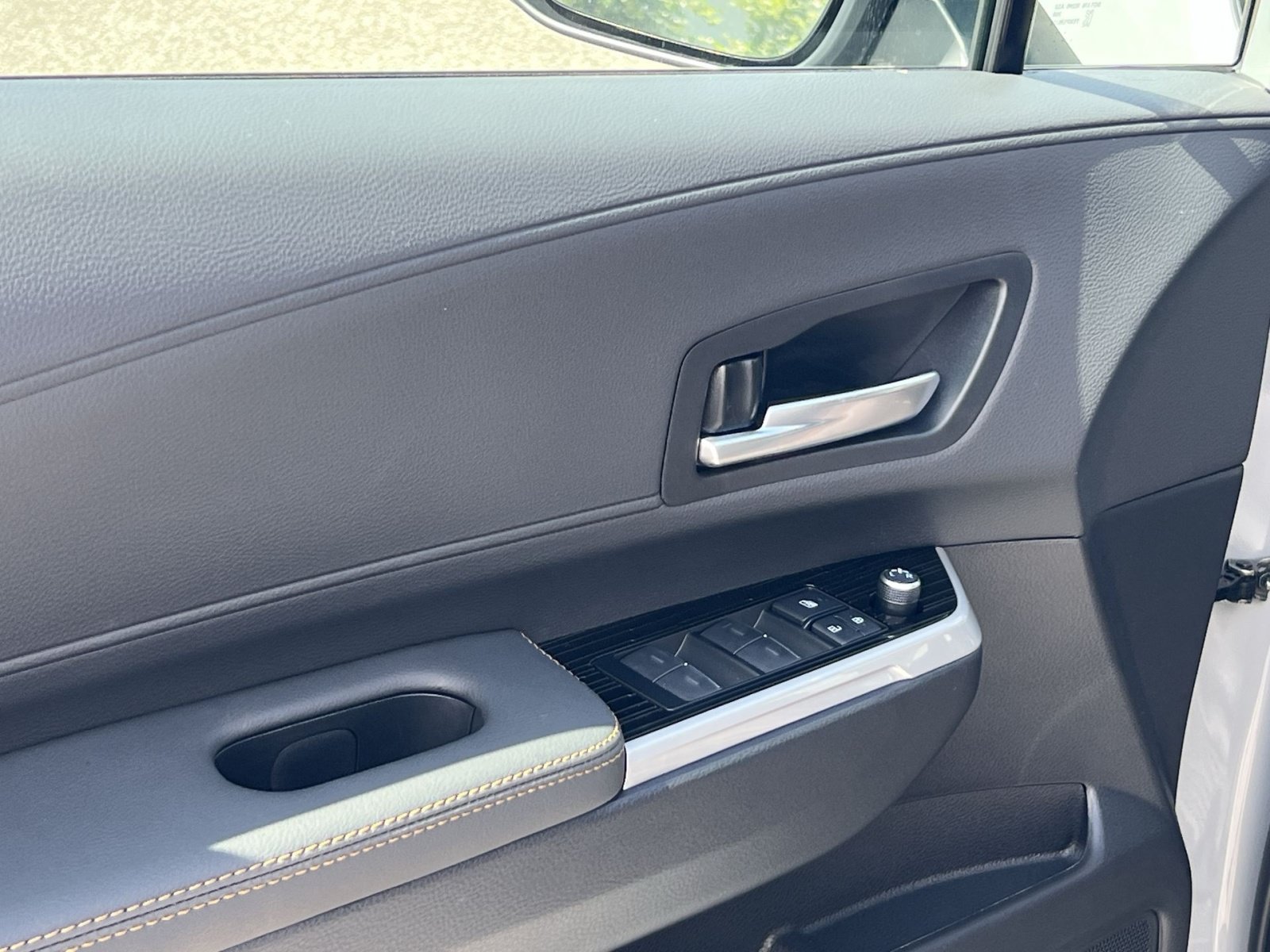 New 2026 Toyota Sienna XLE Woodland Edition AWD/4WD image 10