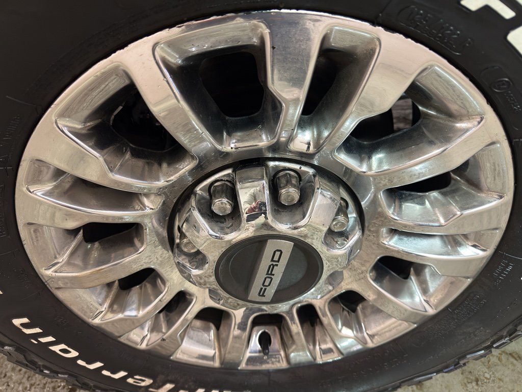 Used 2021 Ford F350 XLT w/ XLT Premium Package image 32