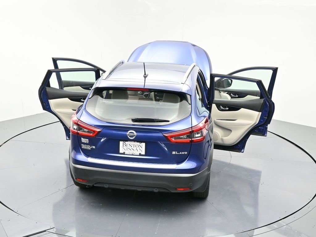 Used 2022 Nissan Rogue Sport SL w/ Premium Package image 25