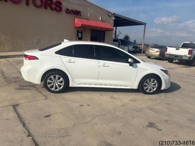 Used 2021 Toyota Corolla LE image 8