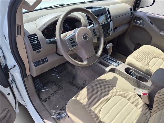 Used 2017 Nissan Frontier SV RWD image 9