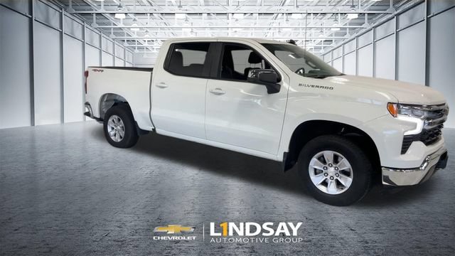 Certified 2026 Chevrolet Silverado 1500 LT AWD/4WD image 3
