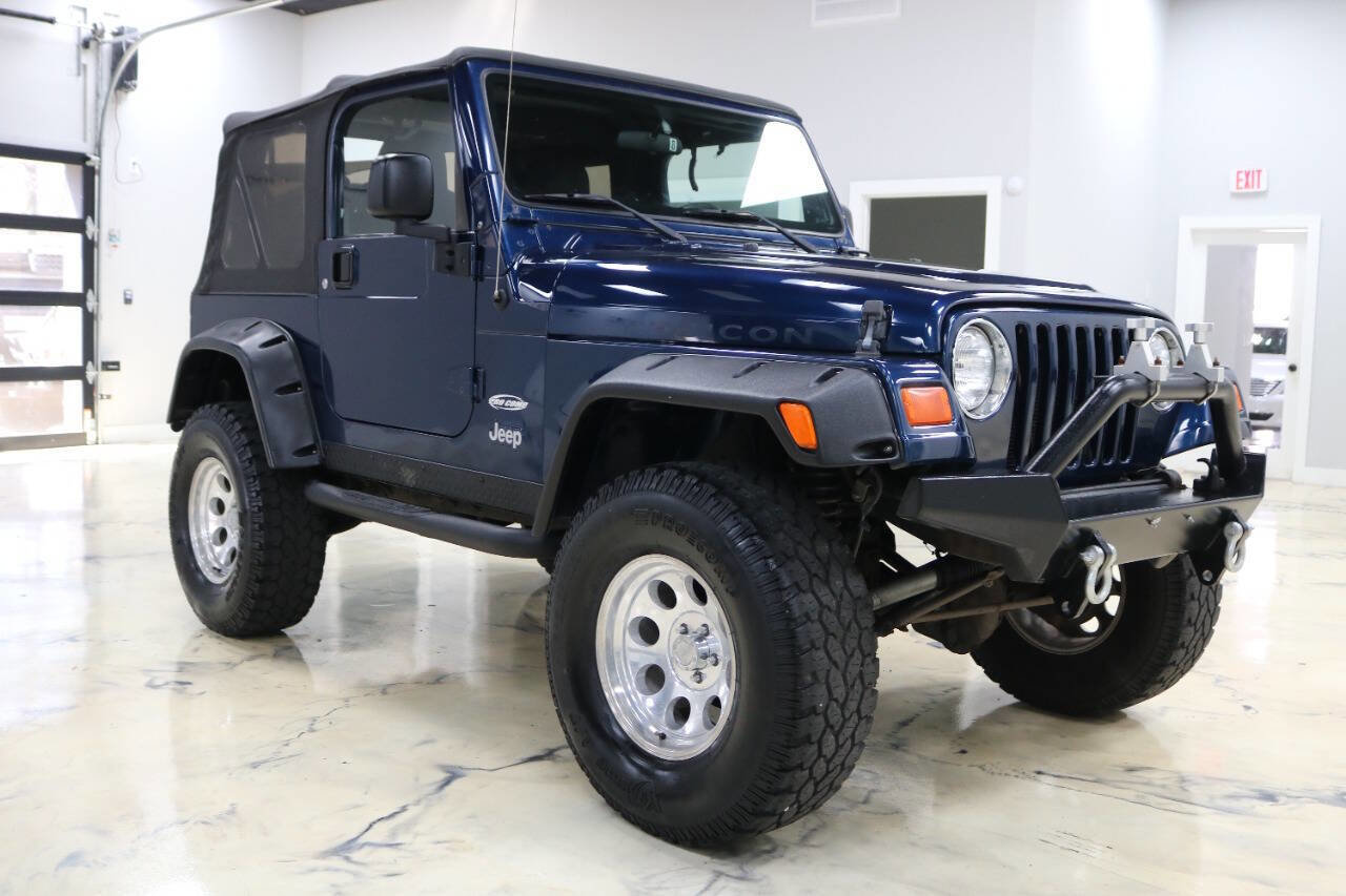 Used 2004 Jeep Wrangler Rubicon AWD/4WD image 6