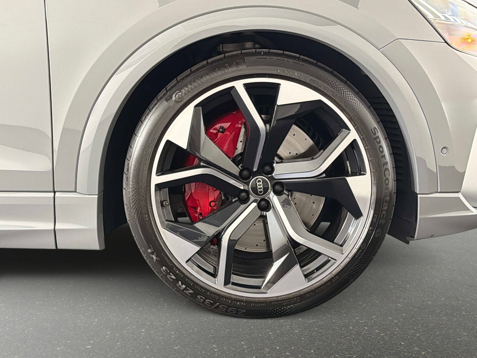 Used 2024 Audi RS Q8 AWD/4WD image 21
