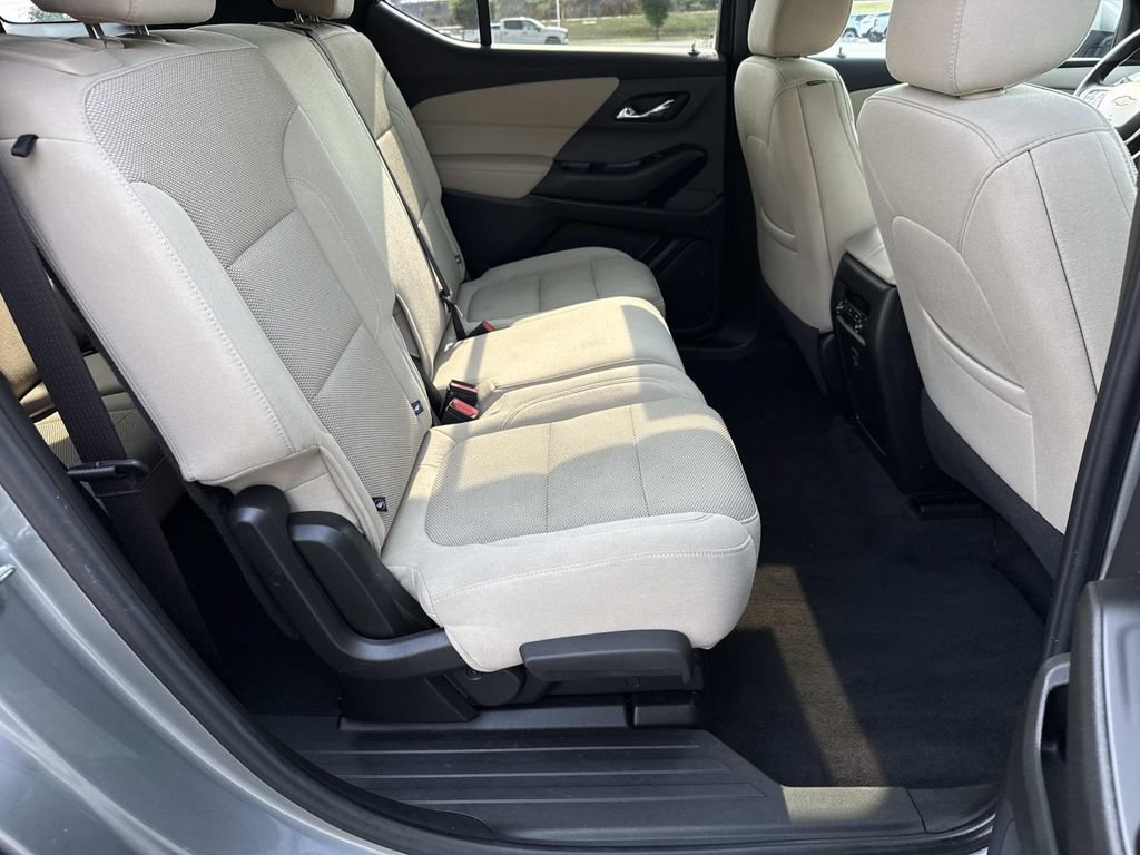 Used 2023 Chevrolet Traverse LS w/ Safety Package AWD/4WD image 21