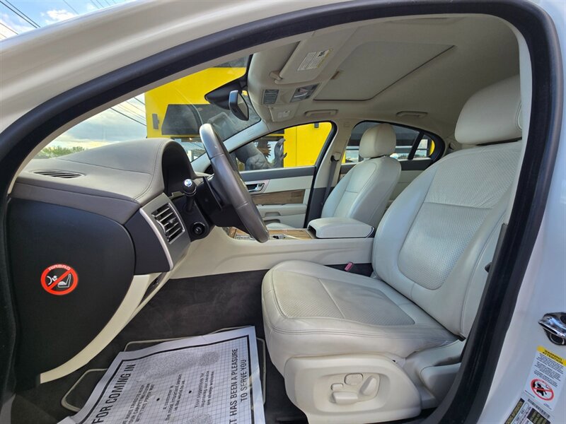 Used 2009 Jaguar XF Supercharged RWD image 14