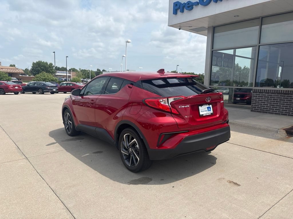 Used 2020 Toyota C-HR Limited FWD image 7
