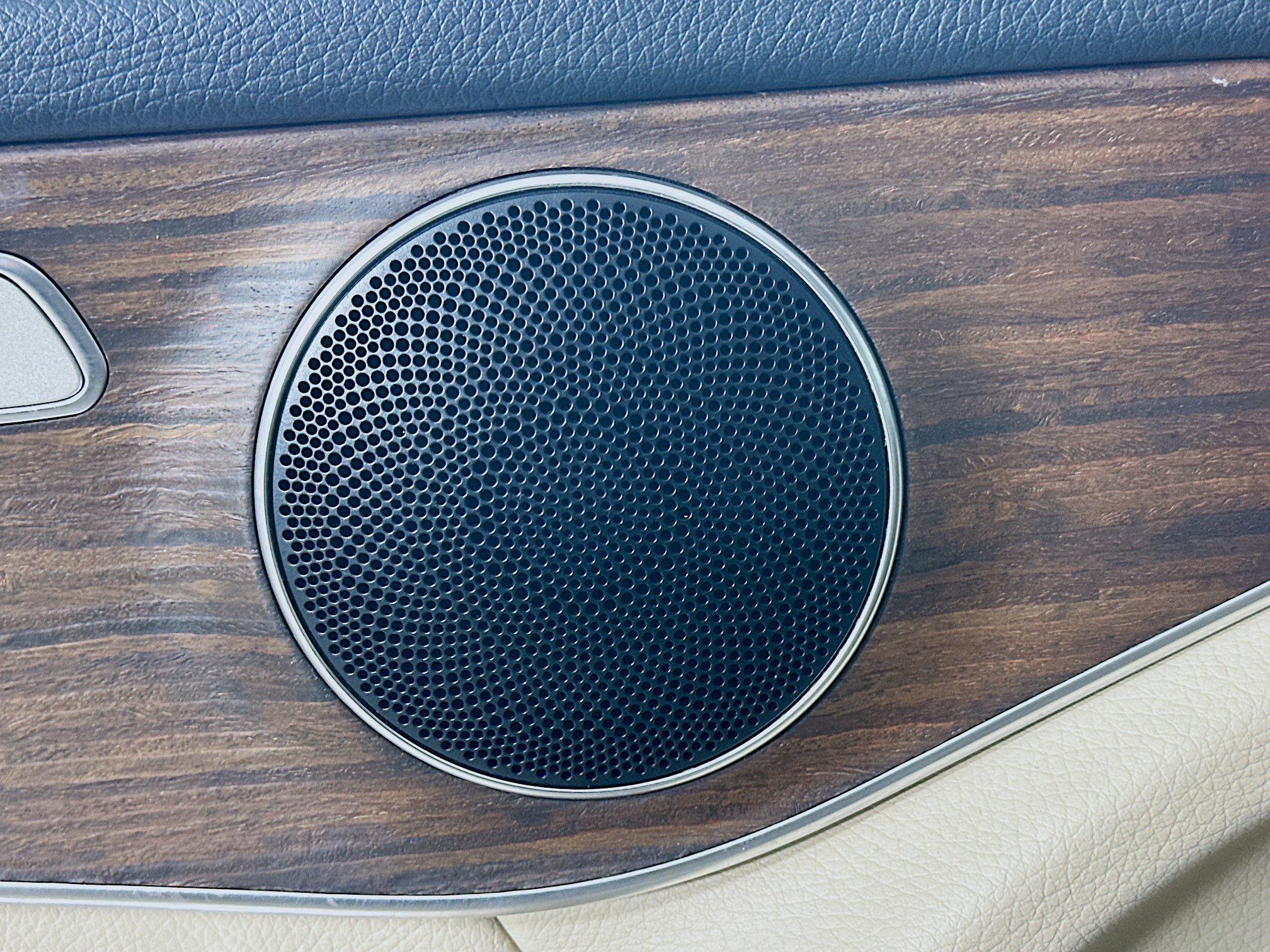 Certified 2022 Mercedes-Benz GLC 300 4MATIC w/ Multimedia Package Lite image 24