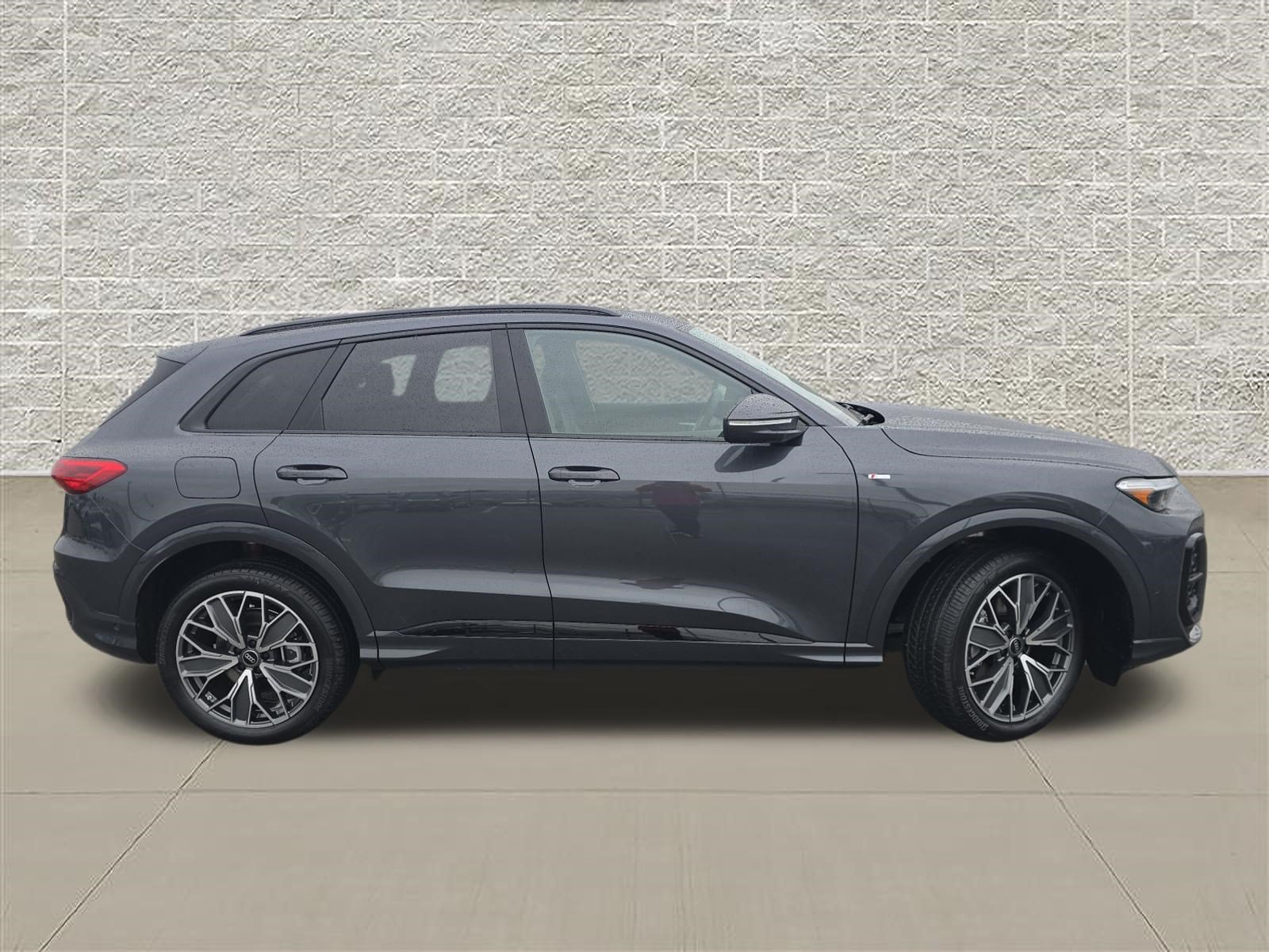 New 2026 Audi Q5 Premium Plus AWD/4WD image 8