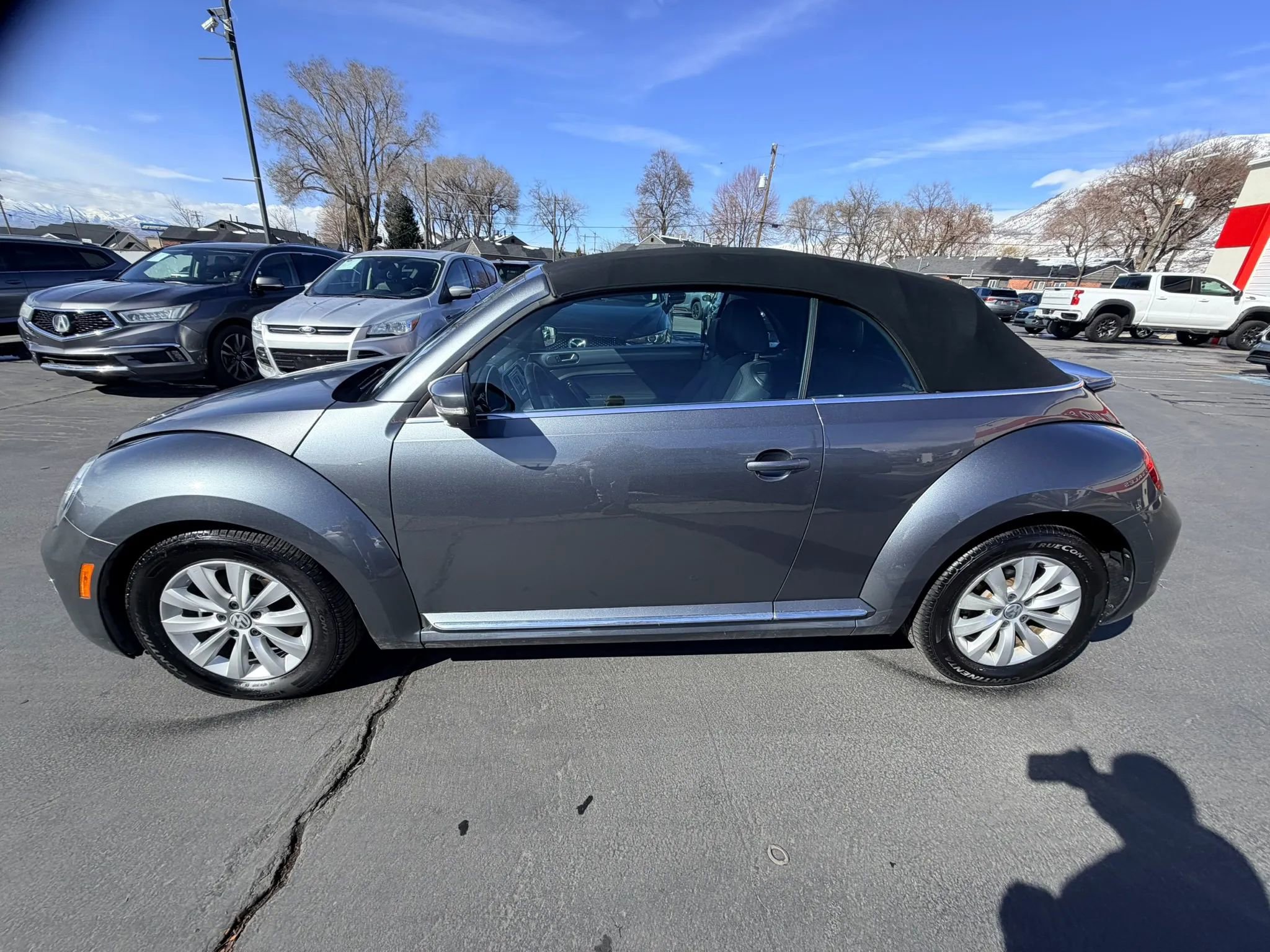 Used 2018 Volkswagen Beetle 2.0T SE image 7