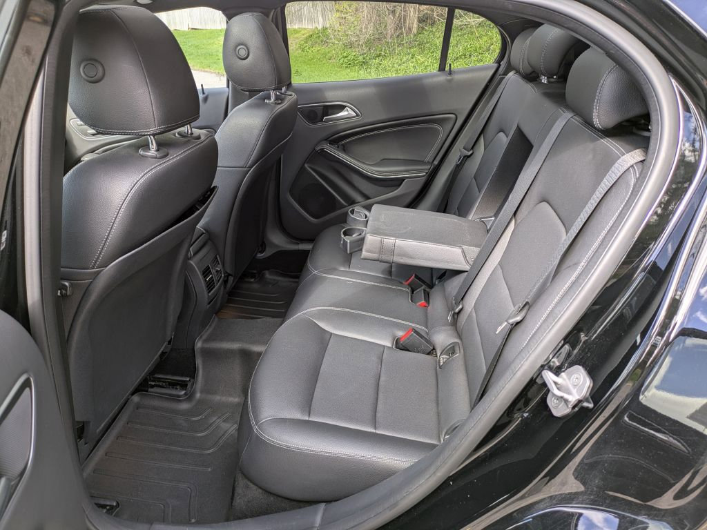 Used 2017 Mercedes-Benz GLA 250 4MATIC image 28