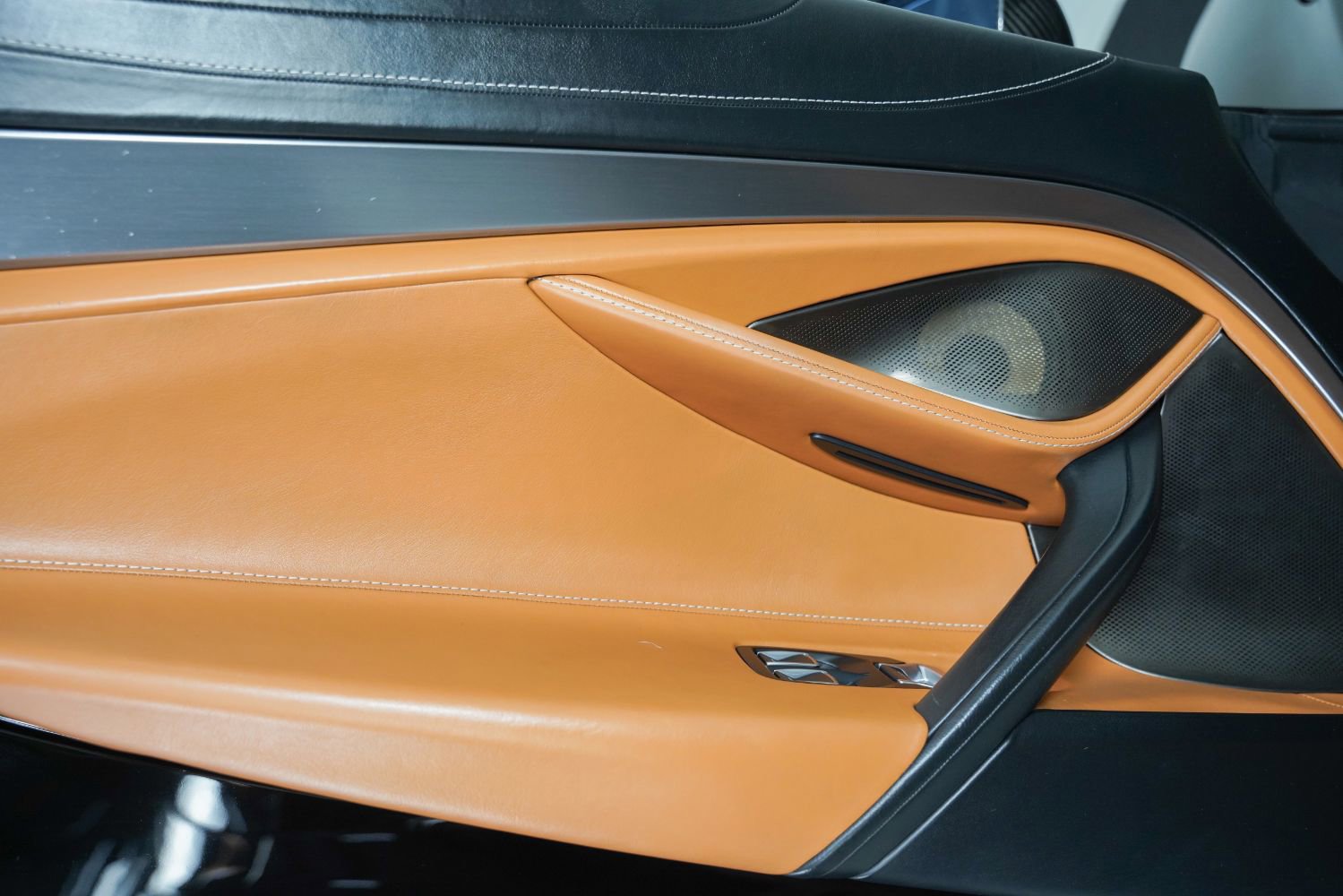 Used 2020 McLaren 720S Luxury image 39