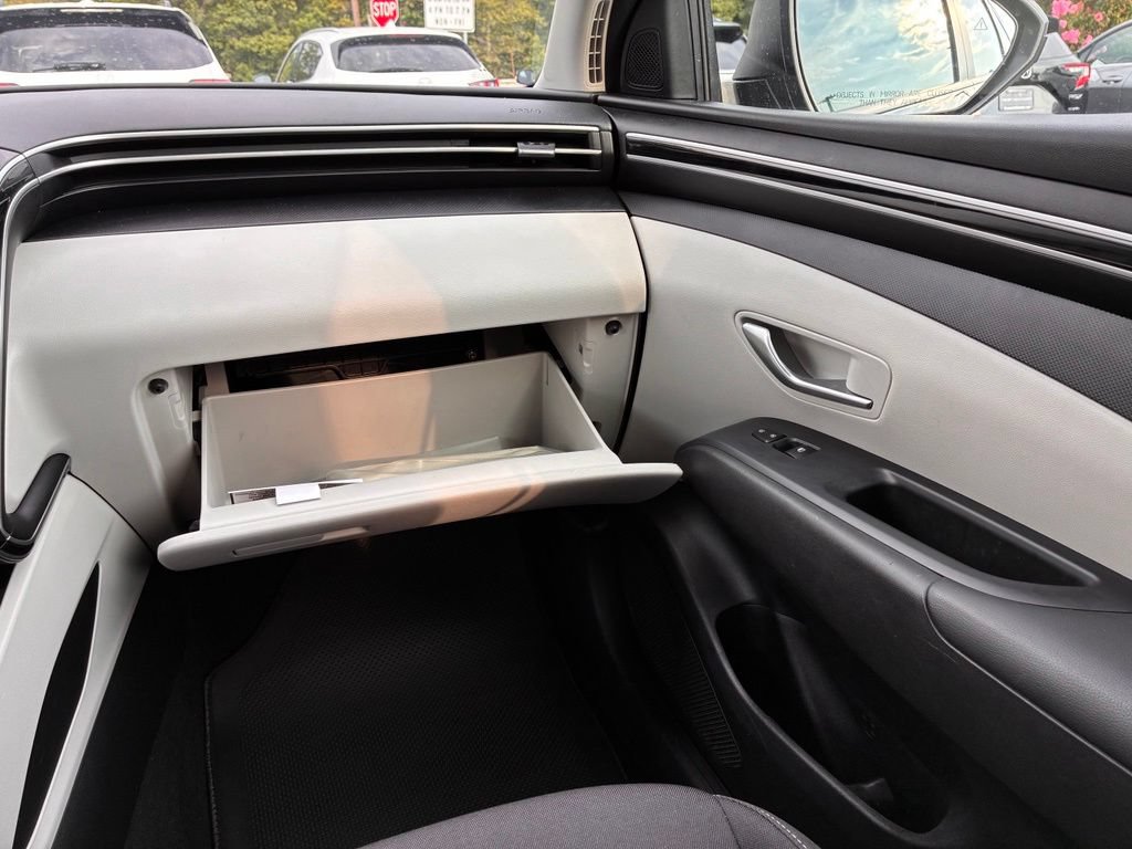 Used 2023 Hyundai Tucson SE AWD/4WD image 40