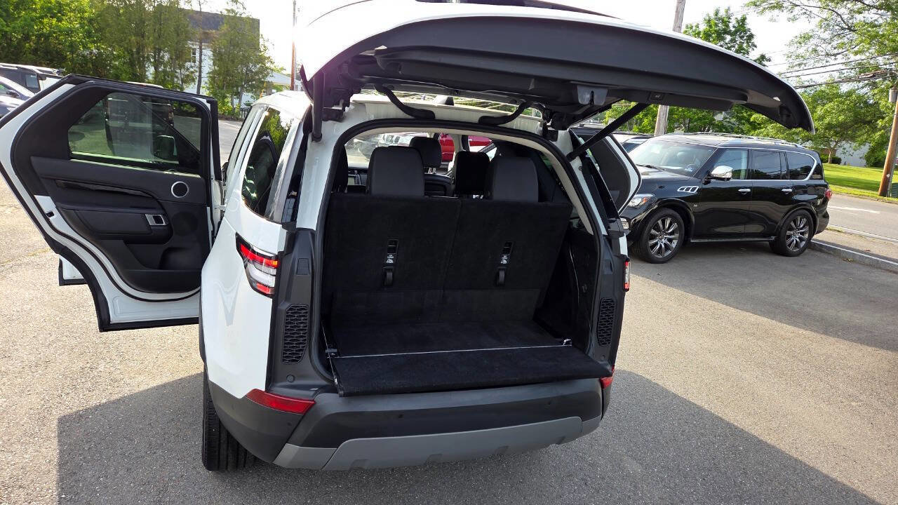 Used 2019 Land Rover Discovery SE AWD/4WD image 34