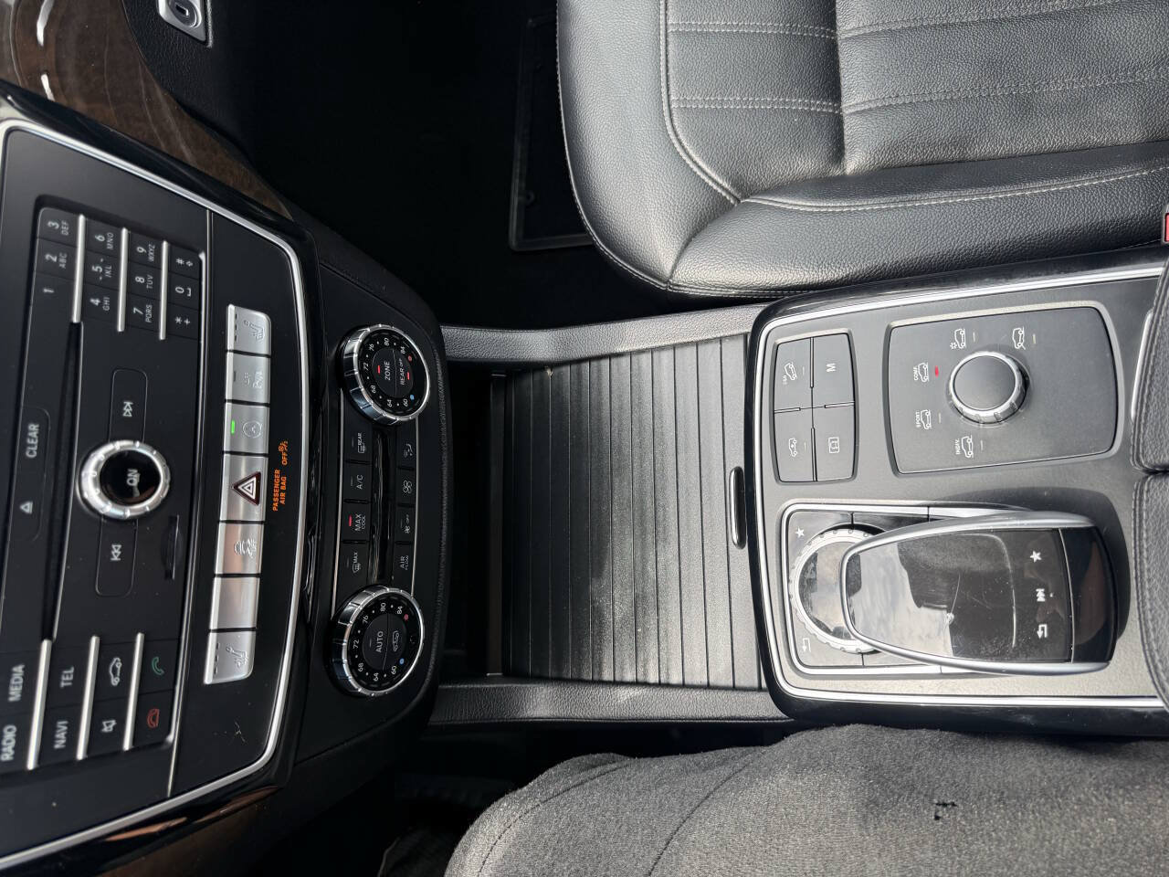 Used 2014 Mercedes-Benz GL 550 4MATIC image 24