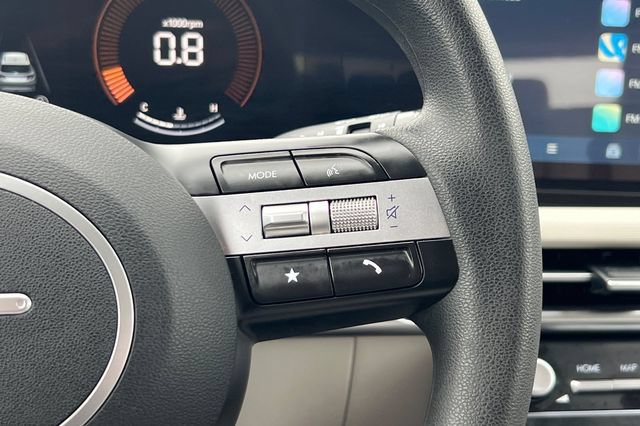 Certified 2025 Hyundai Tucson SE FWD image 30
