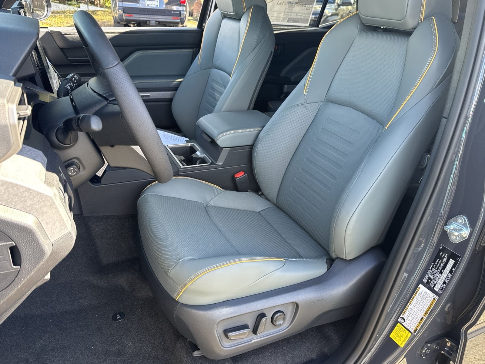 New 2026 Toyota 4Runner Trailhunter AWD/4WD image 21