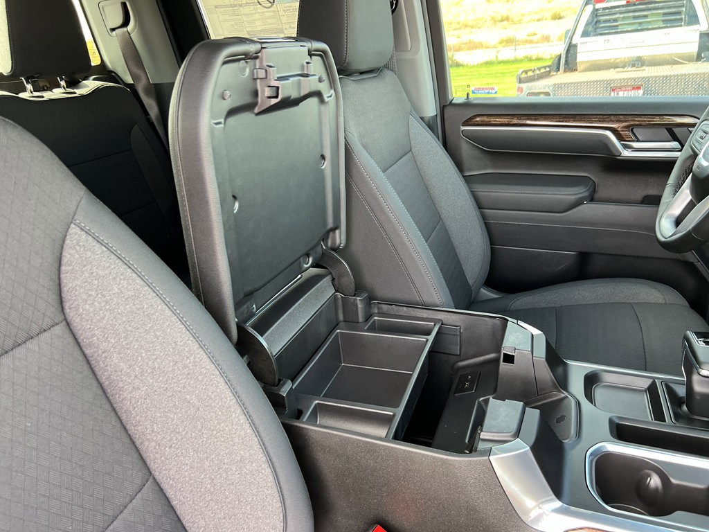 New 2025 GMC Sierra 1500 Elevation image 27