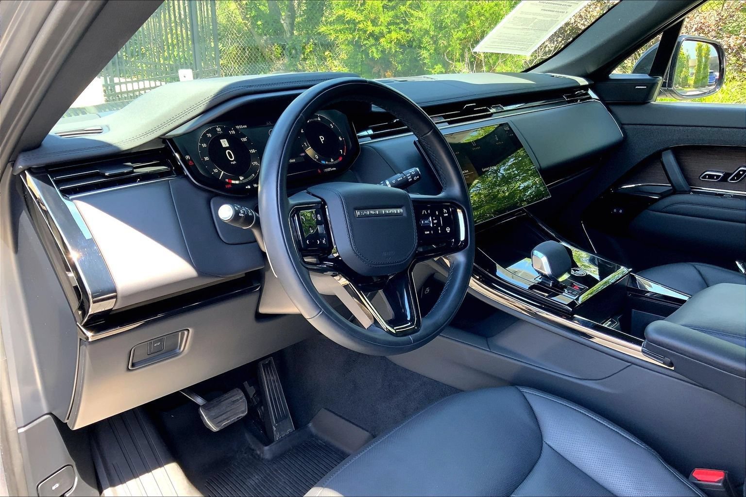 Certified 2024 Land Rover Range Rover Sport Dynamic SE AWD/4WD image 17