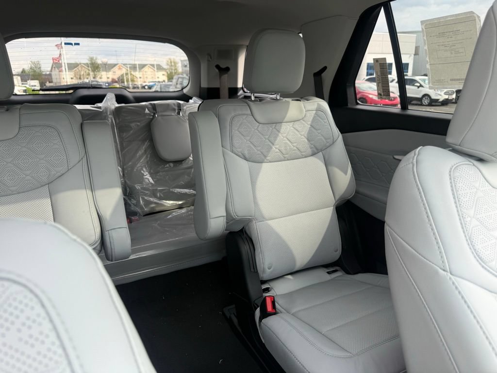 New 2026 Ford Explorer Platinum w/ LUX Leather Package AWD/4WD image 65