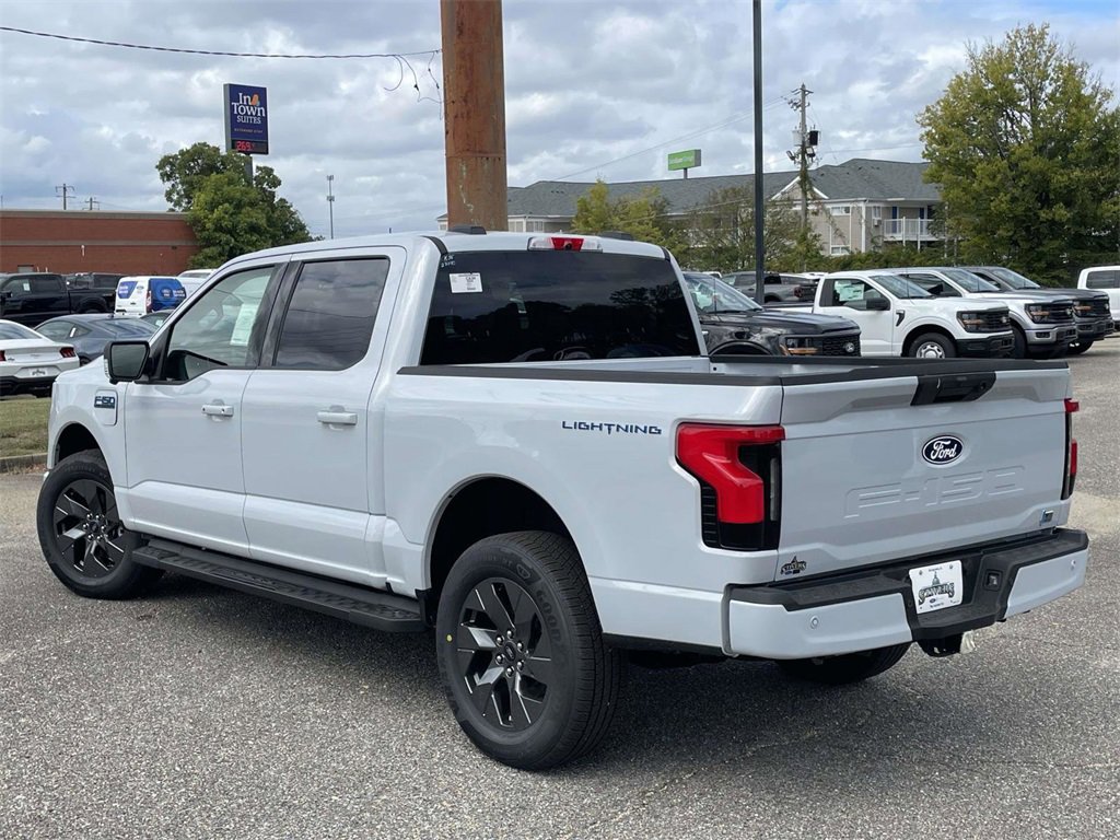 New 2025 Ford F150 Lightning Flash image 5