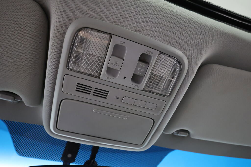 Used 2012 Honda Pilot Touring image 40
