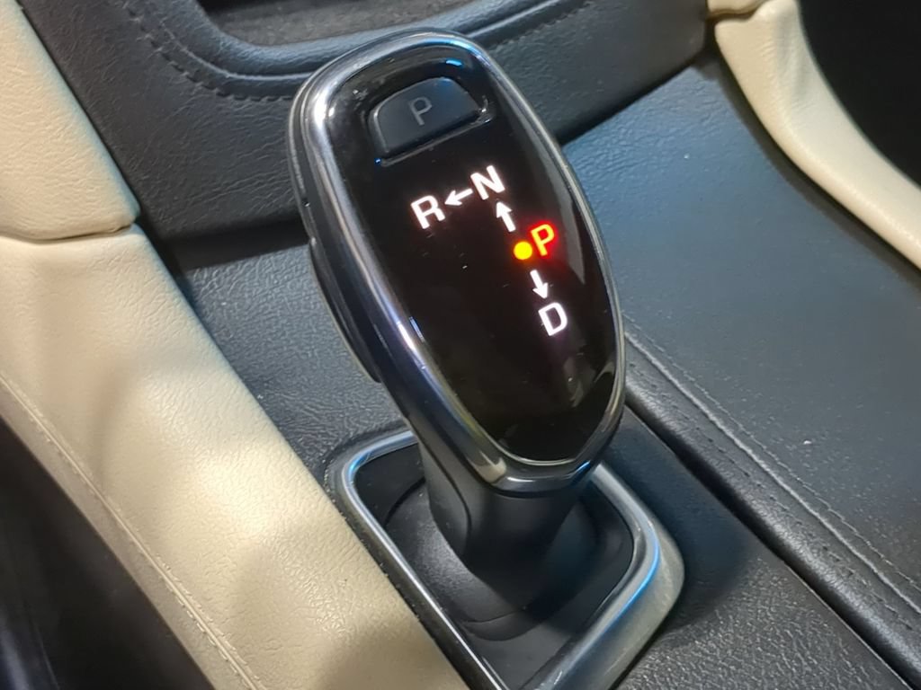 Used 2018 Cadillac XT5 FWD w/ LPO, Wheel Lock Package image 35