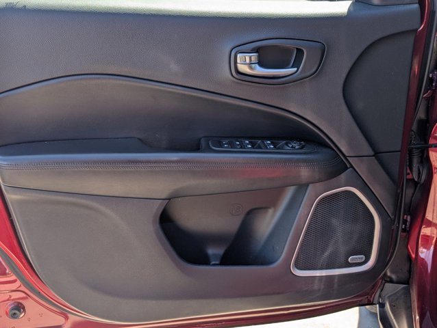 Used 2021 Jeep Compass Latitude w/ Sun and Sound Group image 11