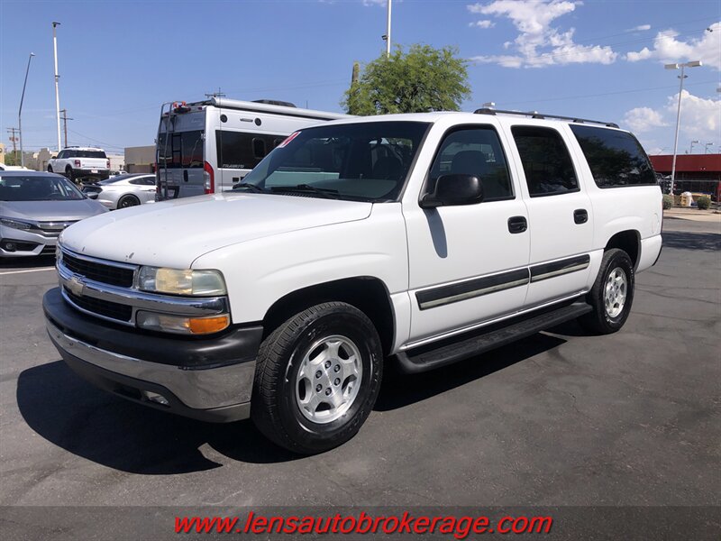 Used 2004 Chevrolet Suburban LS RWD image 3