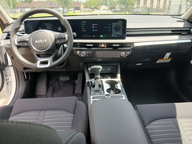 New 2026 Kia K5 LXS FWD image 40