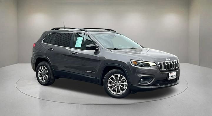 Used 2022 Jeep Cherokee Latitude Lux image 1