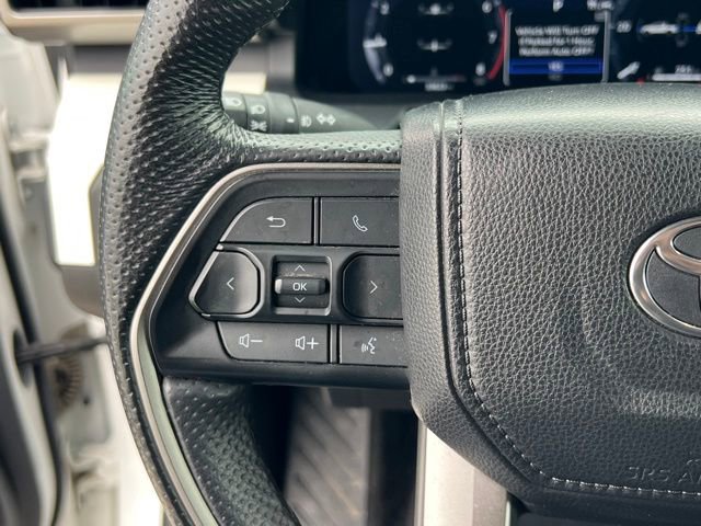 Used 2024 Toyota Tacoma TRD Off-Road AWD/4WD image 22