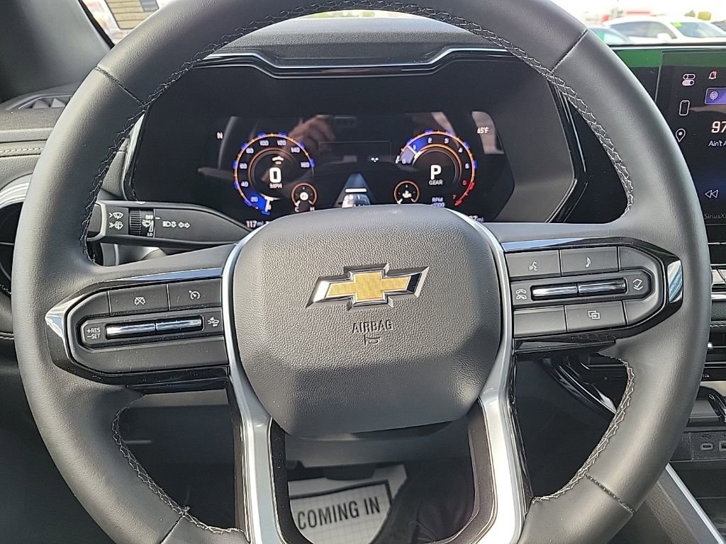 Used 2024 Chevrolet Colorado LT w/ LT Convenience Package II AWD/4WD image 12