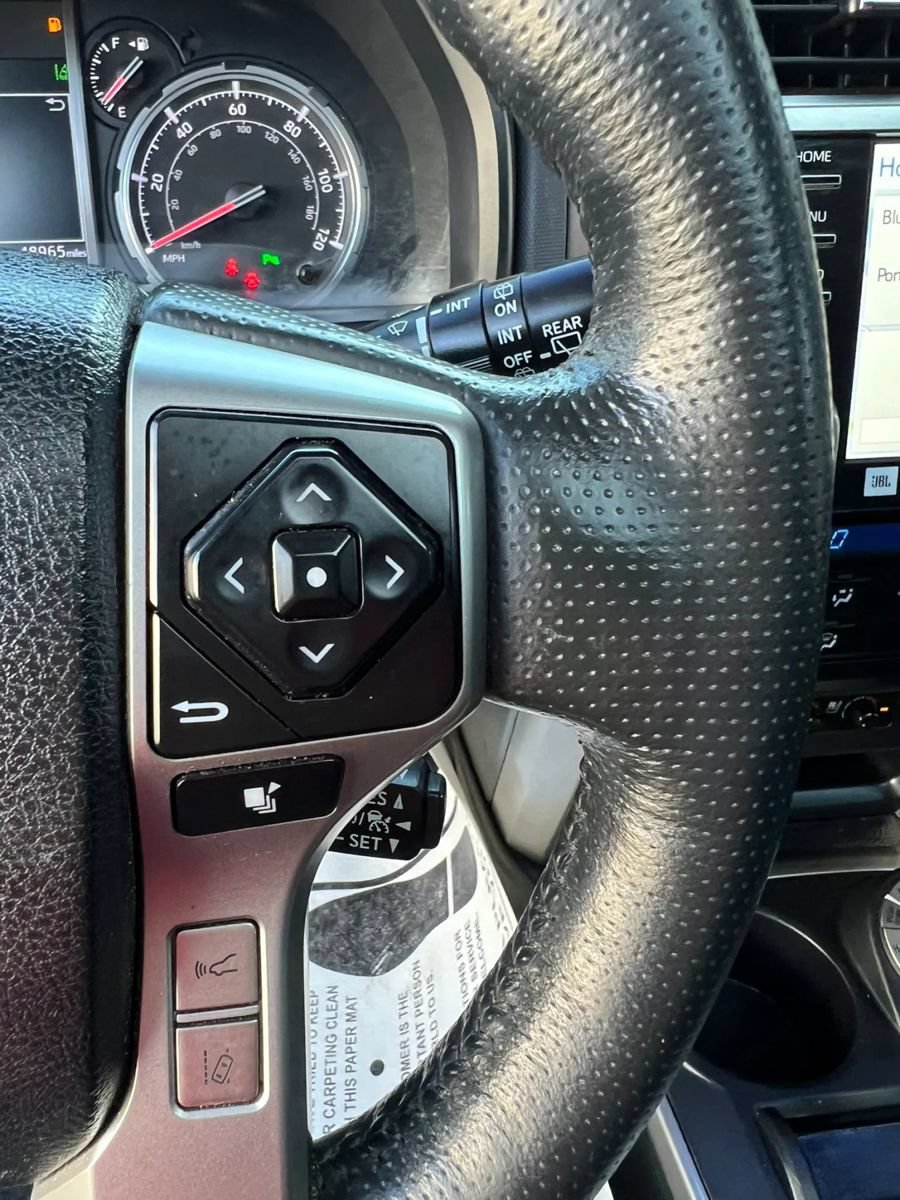 Used 2023 Toyota 4Runner Limited AWD/4WD image 16