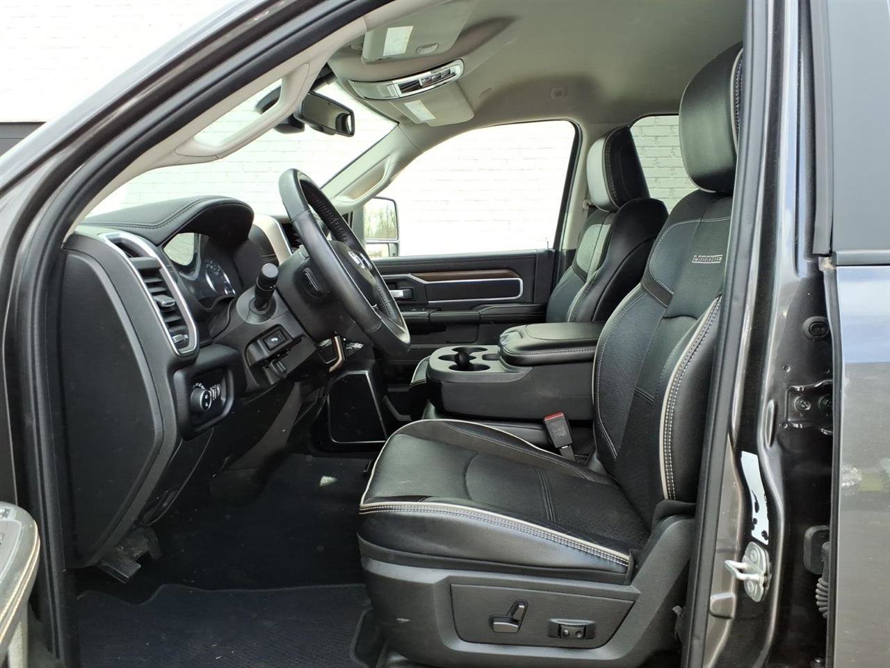 Used 2024 RAM 2500 Laramie image 12