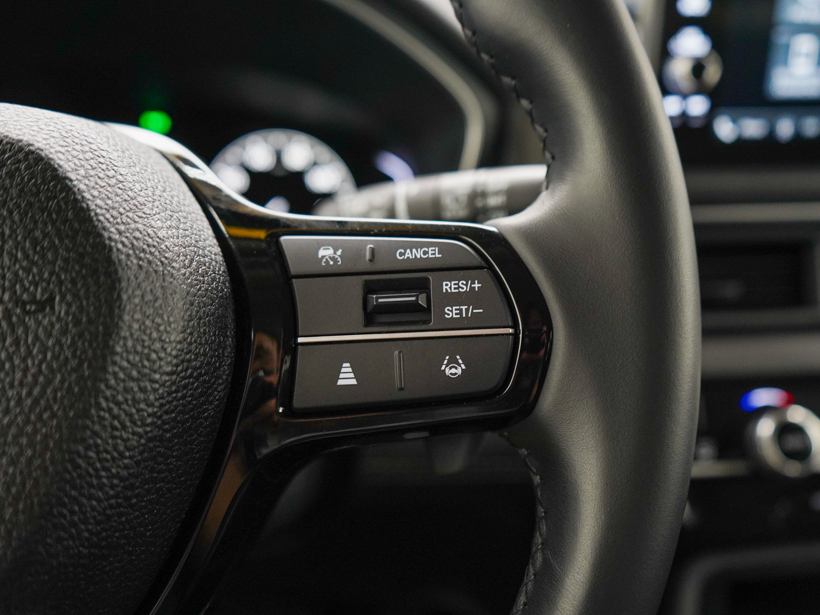 Used 2023 Honda Pilot EX-L image 28