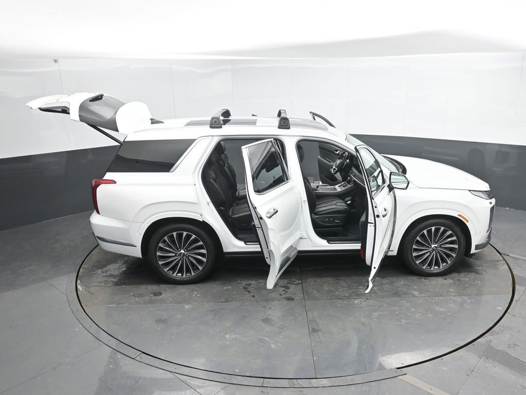 Used 2023 Hyundai Palisade Calligraphy image 57