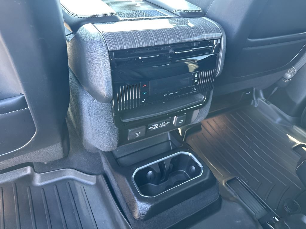 Used 2022 Jeep Wagoneer Series III w/ Premium Group I image 23