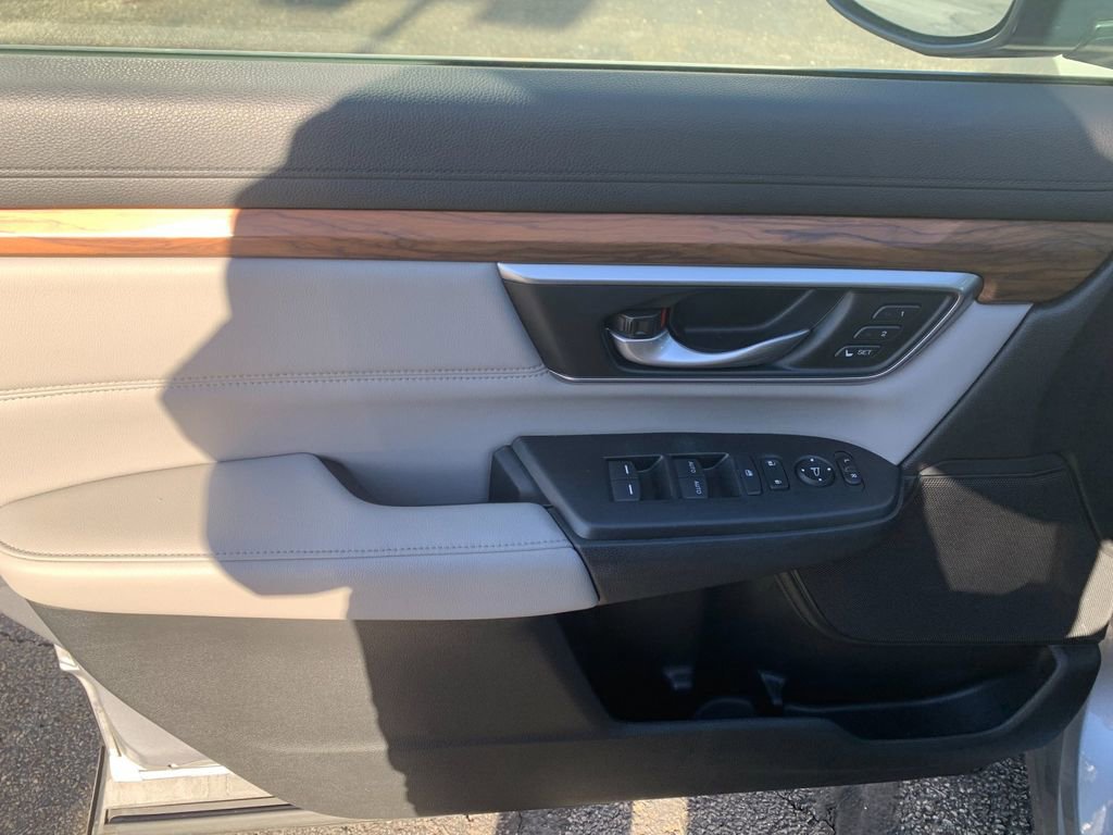 Used 2022 Honda CR-V EX-L image 13