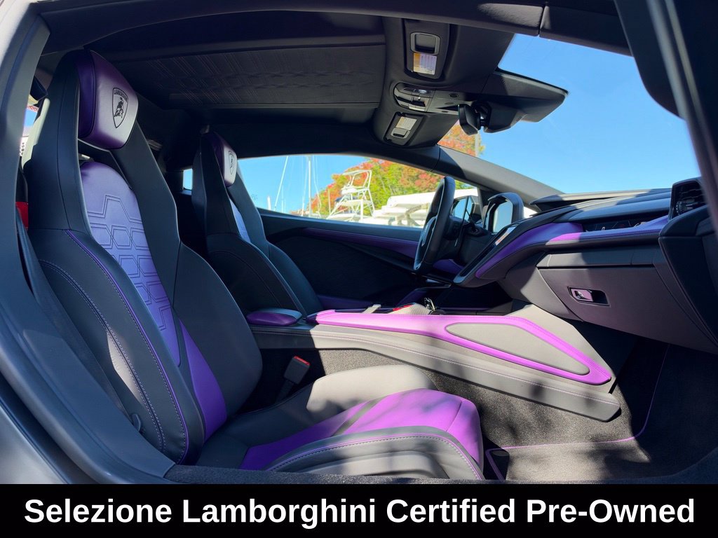 Used 2025 Lamborghini Revuelto AWD/4WD image 43