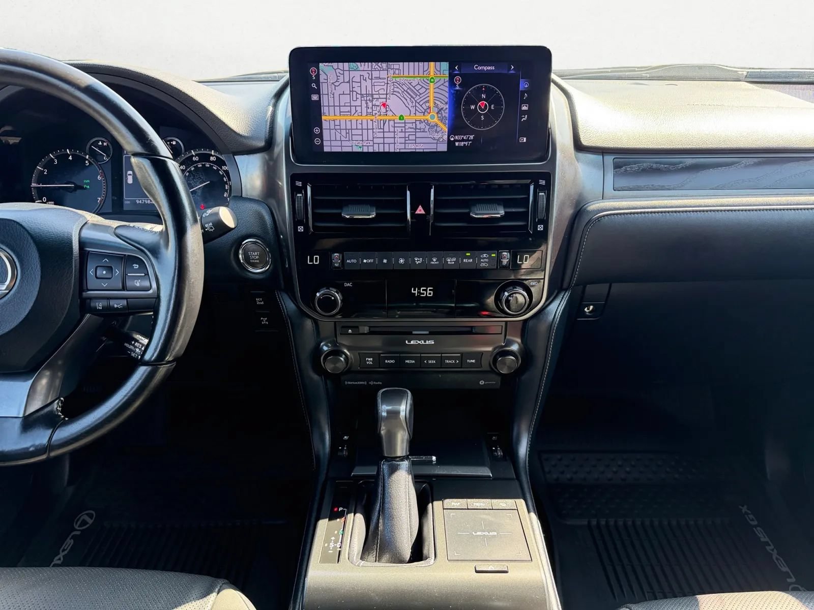Used 2022 Lexus GX 460 AWD/4WD image 16