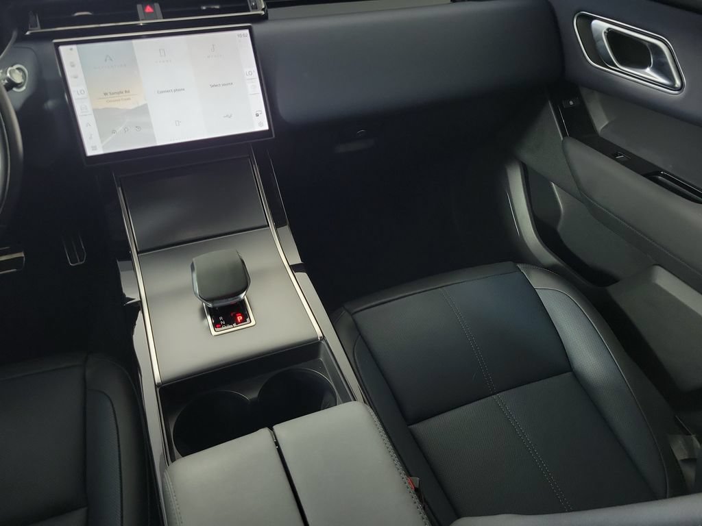 Used 2024 Land Rover Range Rover Velar Dynamic SE AWD/4WD image 11