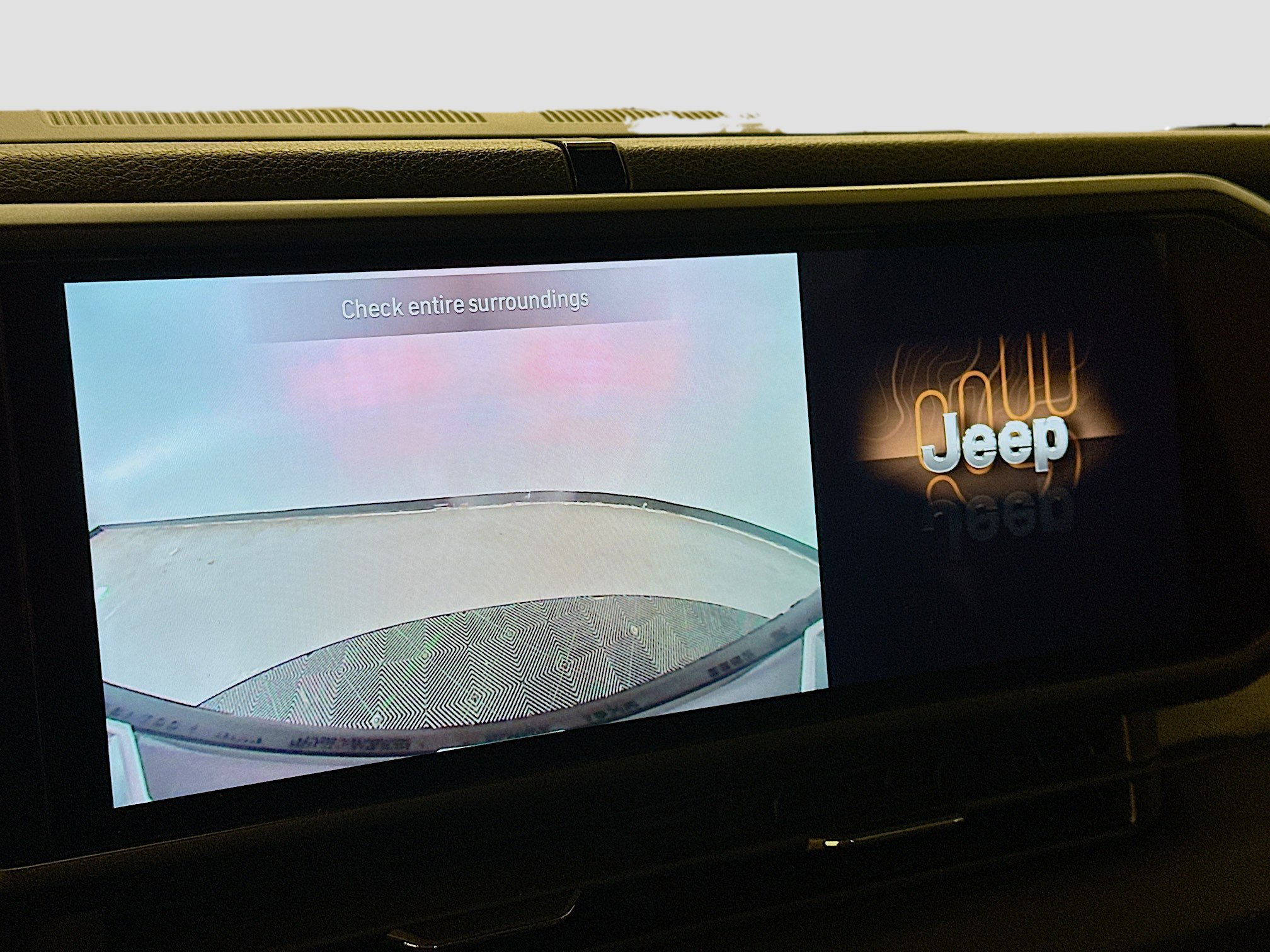 Used 2024 Jeep Wrangler Unlimited w/ Convenience Group AWD/4WD image 22